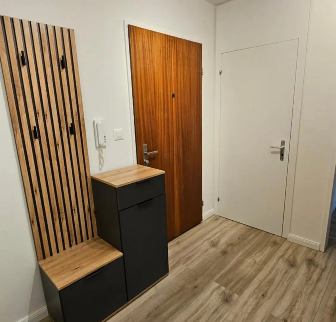 Ruhige 2-Zi-Wohnung Mit Garage Basel 0*,  Switzerland