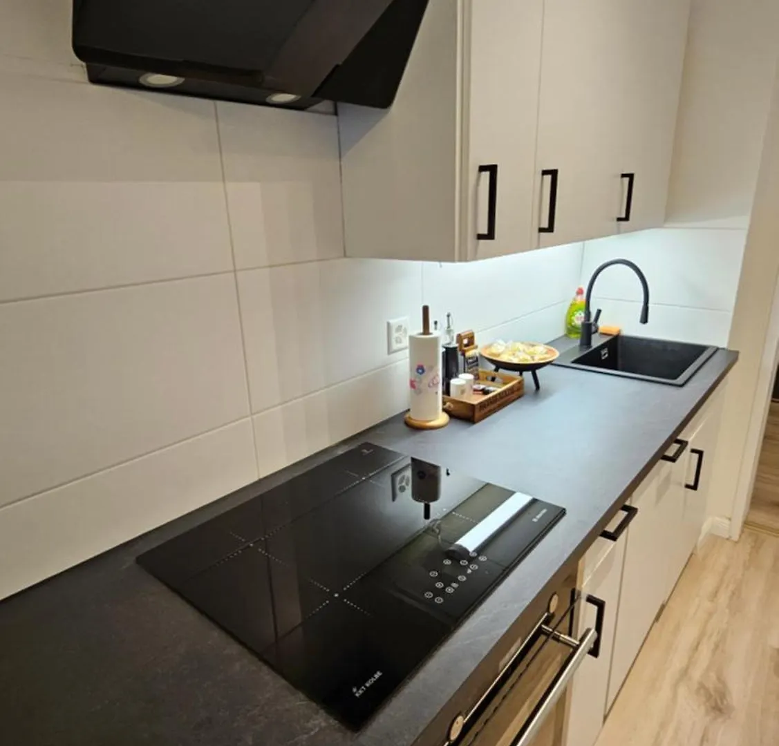 Ruhige 2-Zi-Wohnung Mit Garage Basel Apartment
