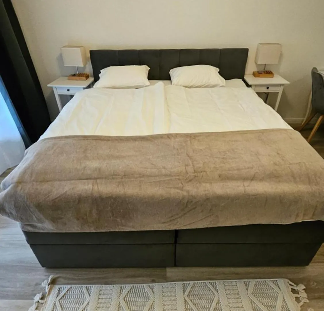 Ruhige 2-Zi-Wohnung Mit Garage Basel Apartment